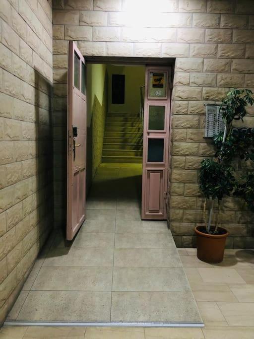 Apartment Angie's Perfect Location Flat - Walk To Sights *