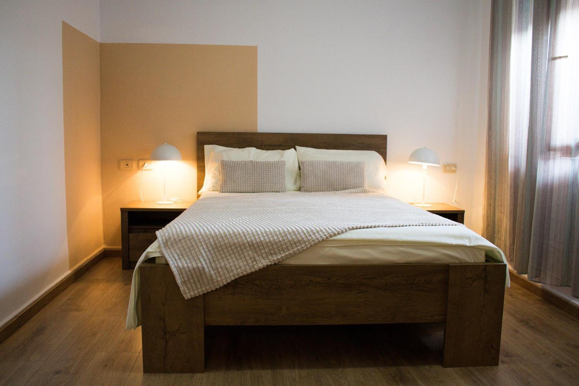 Angie's Perfect Location Flat - Walk To Sights Apartment *